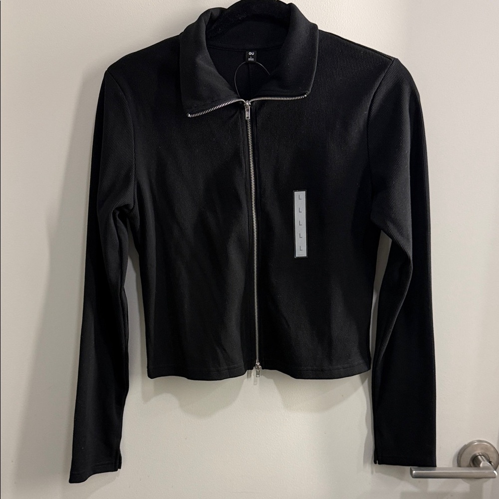 NWT GU black zipper top